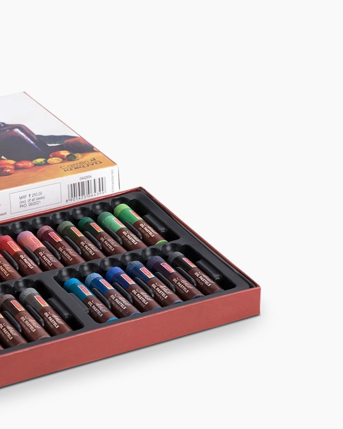 Camel Artist Oil Pastels Set of 25